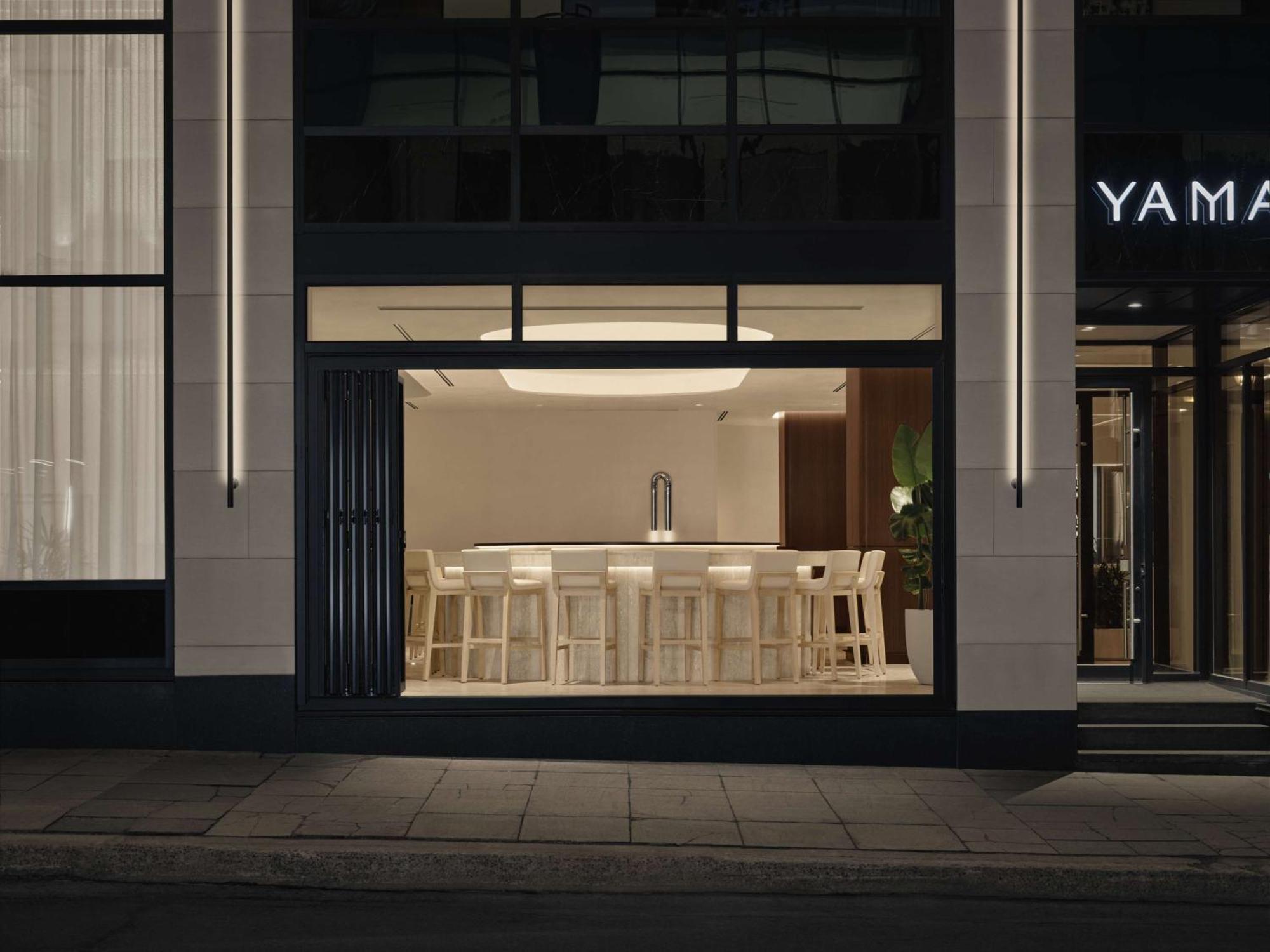 Vogue Hotel Montreal Downtown, Curio Collection By Hilton Εξωτερικό φωτογραφία