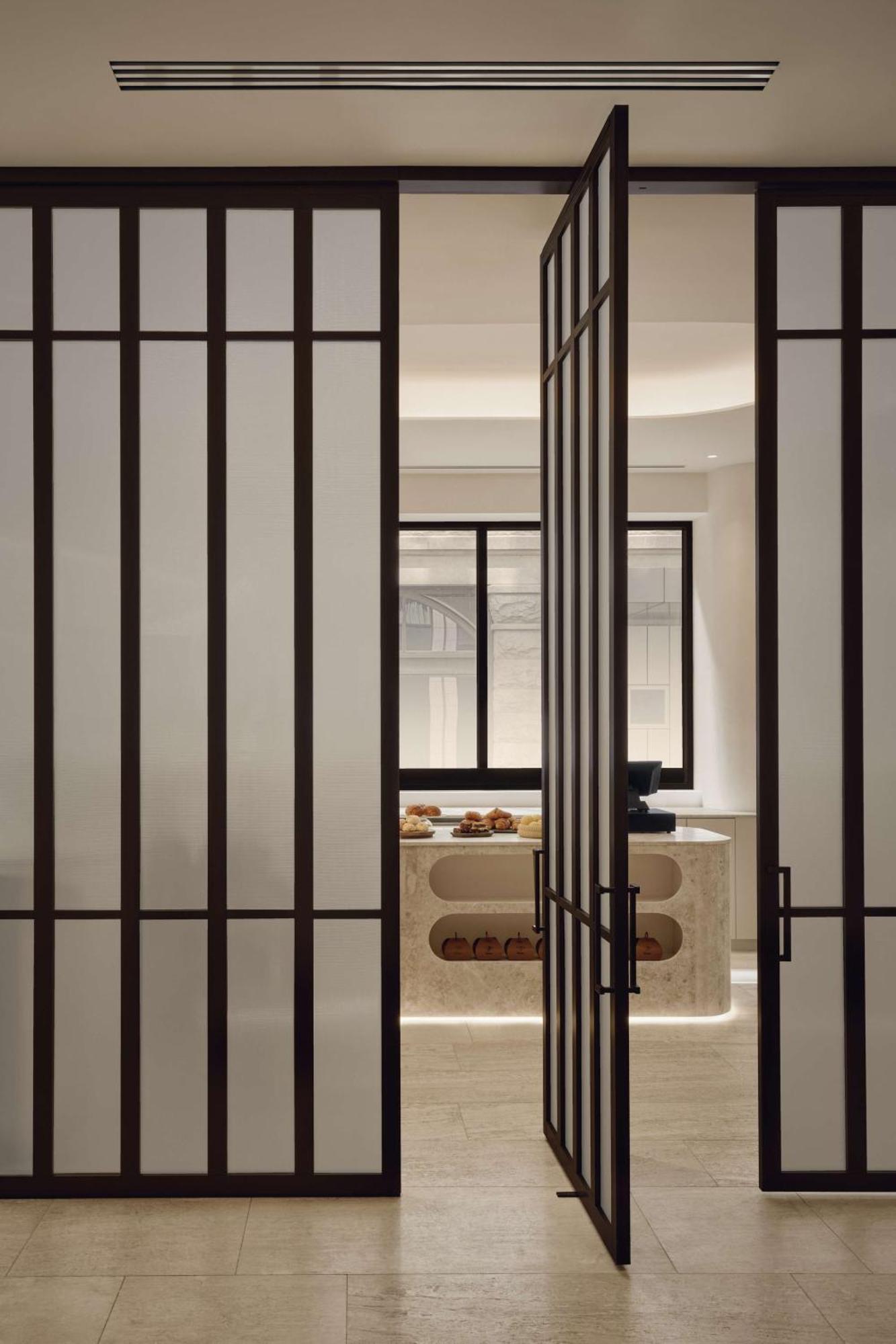 Vogue Hotel Montreal Downtown, Curio Collection By Hilton Εξωτερικό φωτογραφία