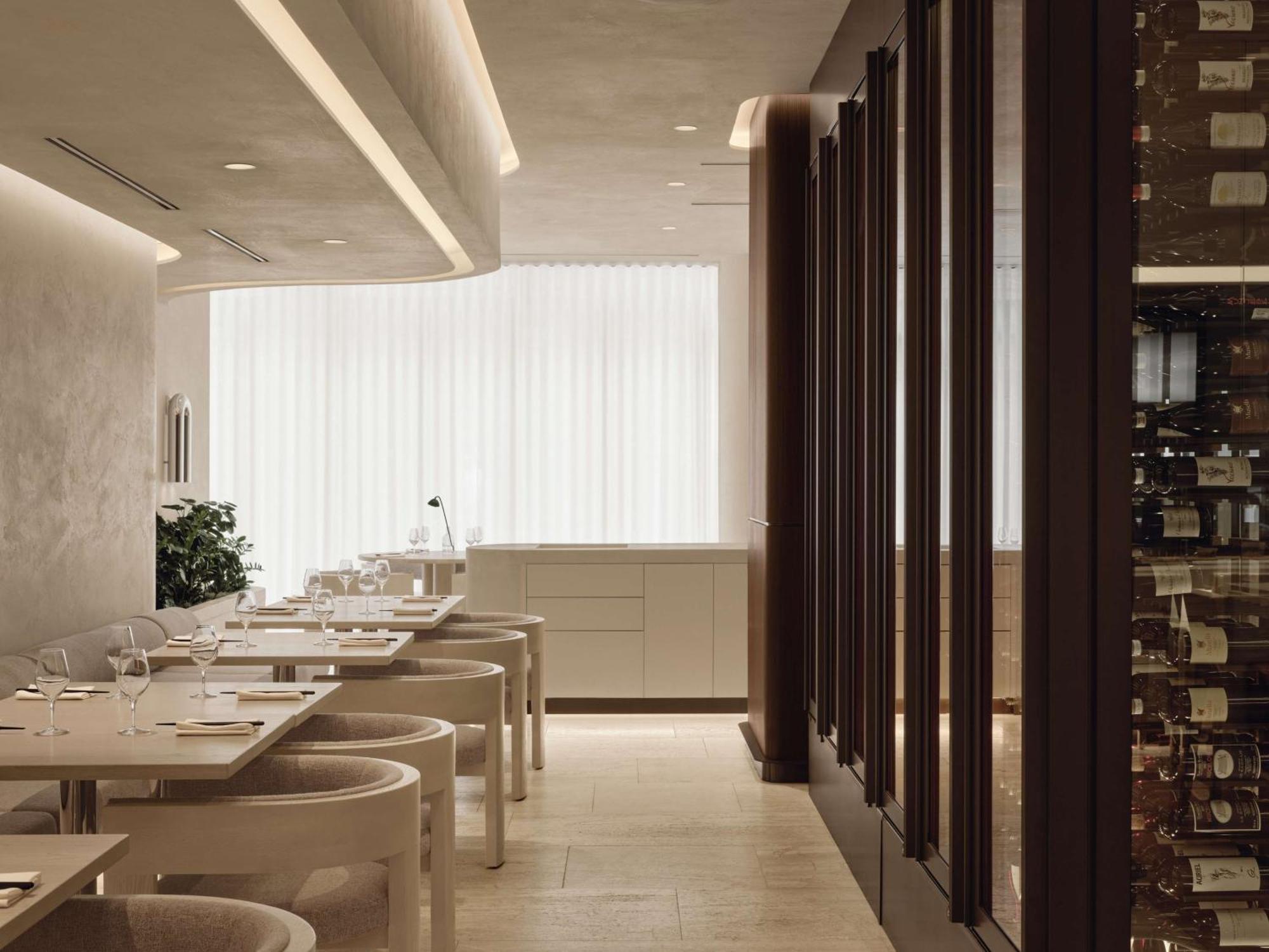 Vogue Hotel Montreal Downtown, Curio Collection By Hilton Εξωτερικό φωτογραφία