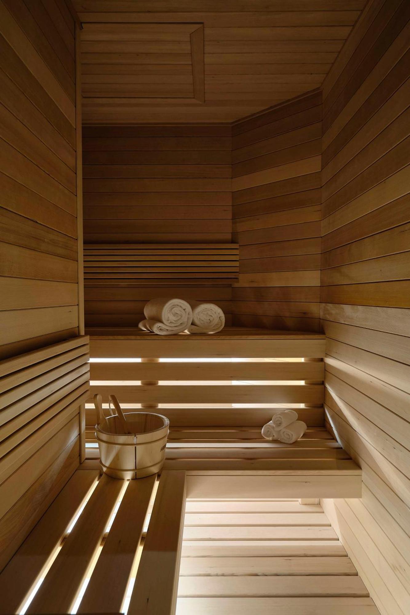 Vogue Hotel Montreal Downtown, Curio Collection By Hilton Εξωτερικό φωτογραφία